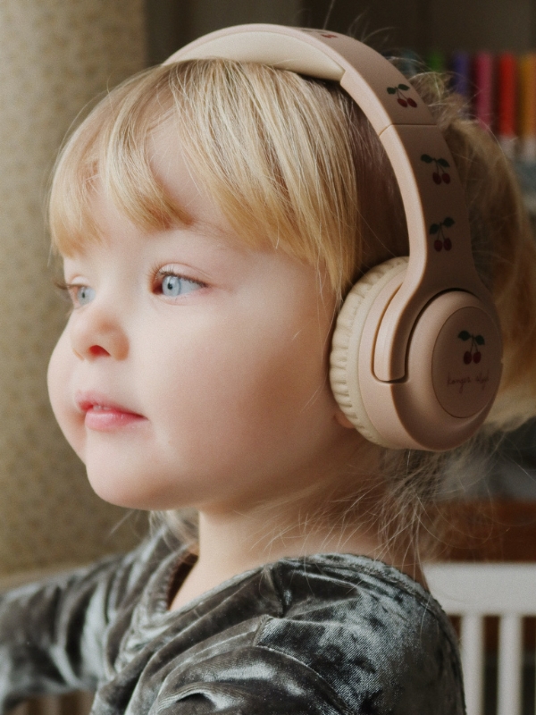 słuchawki bluetooth z wisienkami dla dzieci